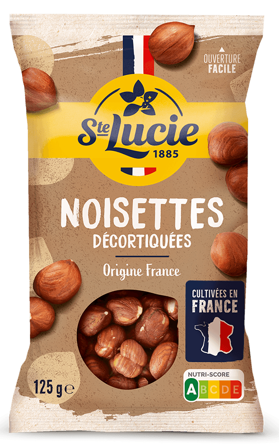 3D Rvb Sachet Noisettes Decortiquees HD