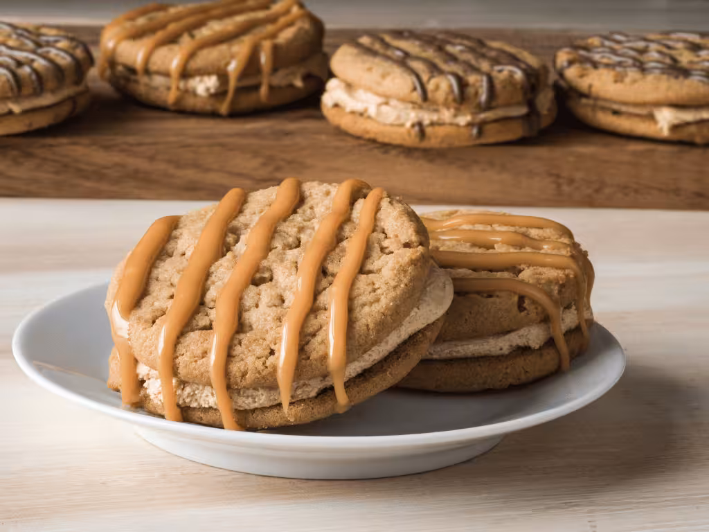 Praline Ice Cream Cookies